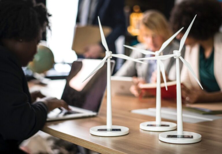 Impact Hub podpoří environmentální projekty. Vyzývá ke Climate Challenge